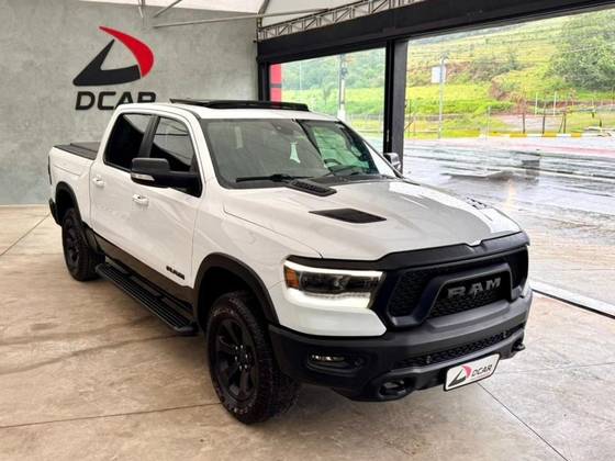 RAM 1500 5.7 V8 GASOLINA REBEL CD 4X4 AUTOMÁTICO RAM 1500 5.7 V8 GASOLINA REBEL CD 4X4 AUTOMÁTICO